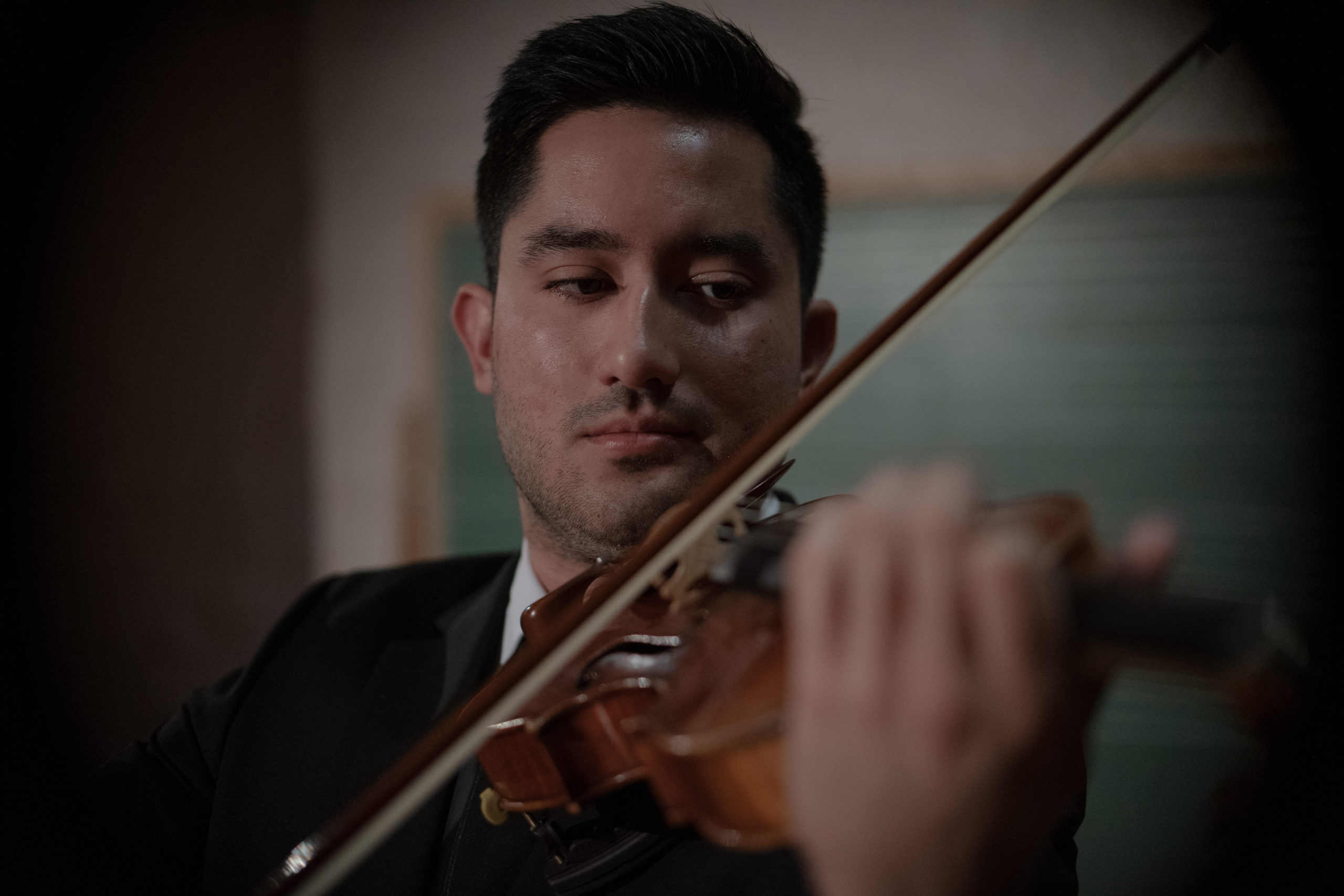 Askar Salimdjanov, Violin